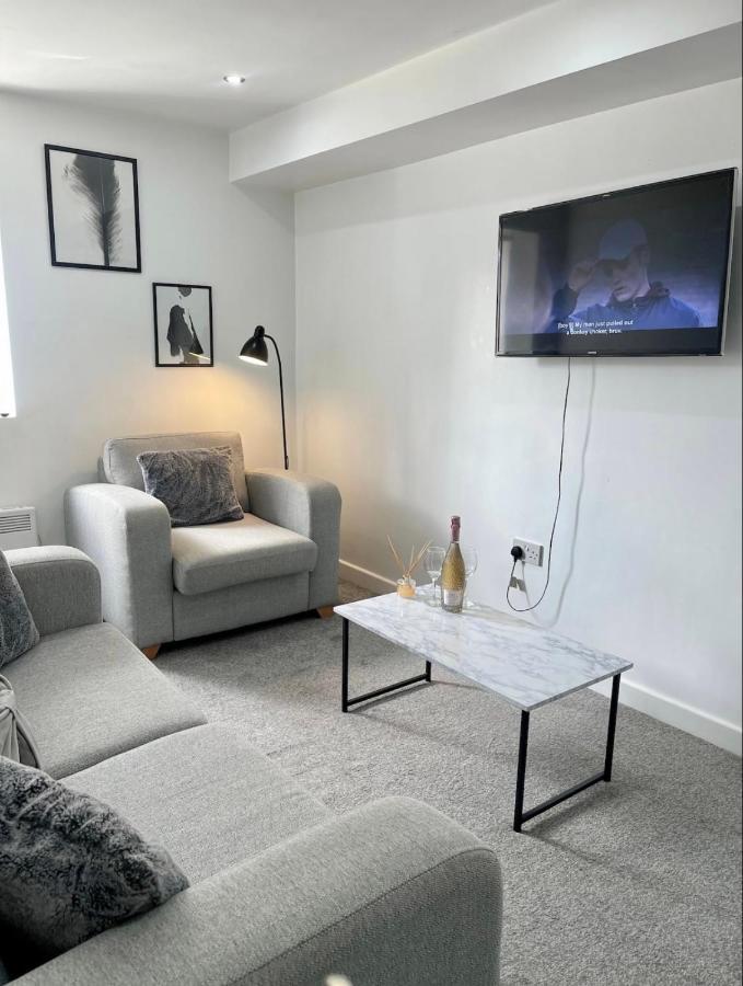 2 Bed Apartment In Bham City Centre W Parking Birmingham Bagian luar foto